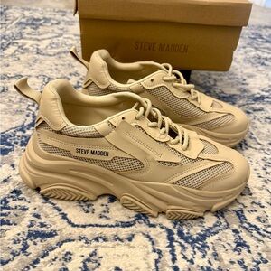Steve Madden Tan Athletic Shoes NIB